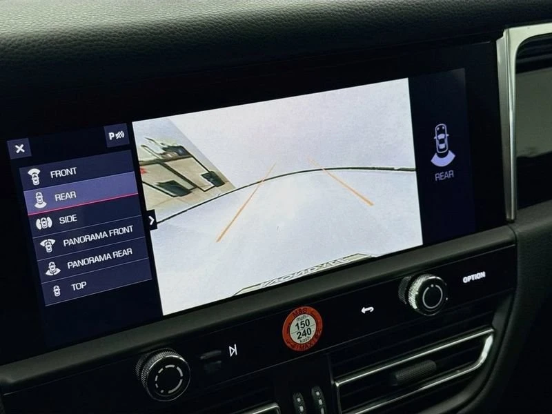 2025 Porsche Macan - Image 20 of 20