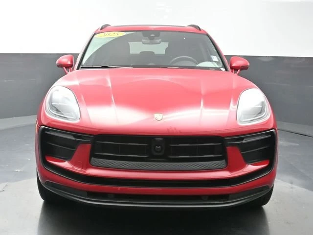 2025 Porsche Macan - Image 2 of 20