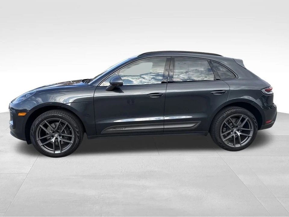 2025 Porsche Macan - Image 2 of 12