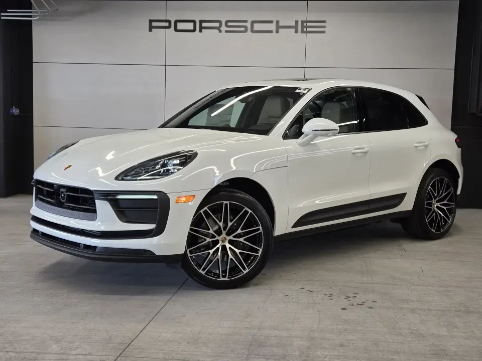 2025 Porsche Macan - Image 3 of 9