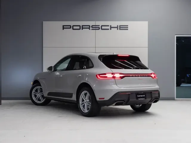 2025 Porsche Macan - Image 3 of 5