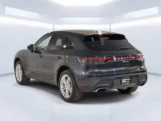 2025 Porsche Macan - Image 3 of 4