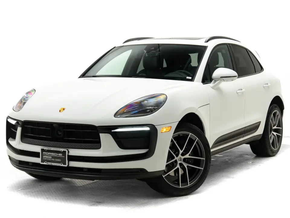 2025 Porsche Macan - Image 11 of 13