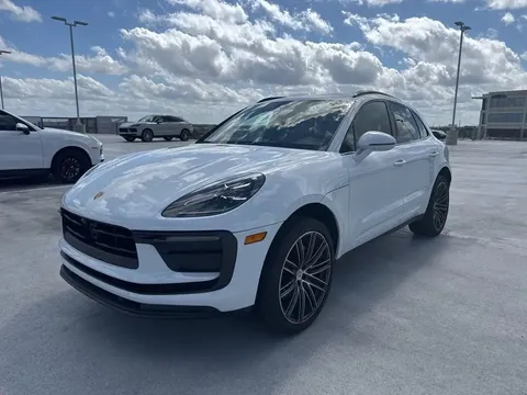 2025 Porsche Macan
