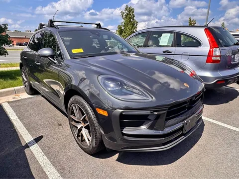 2025 Porsche Macan