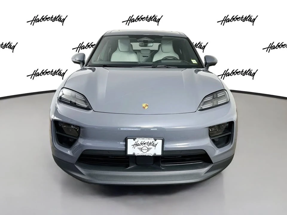 2025 Porsche Macan Electric - Image 2 of 19