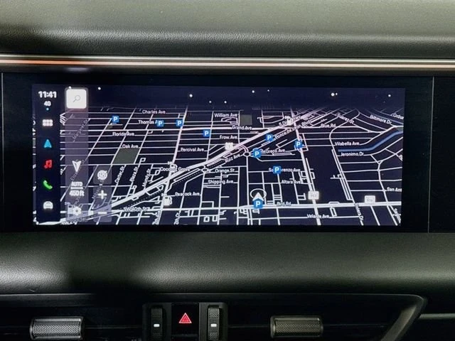 2025 Porsche Macan Electric - Image 15 of 20