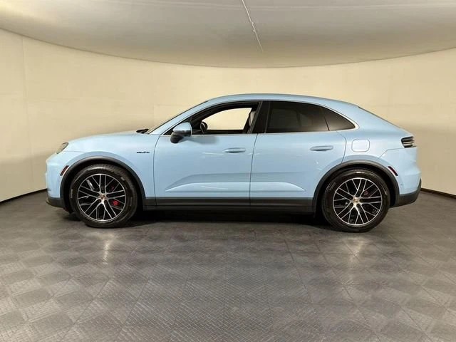 2025 Porsche Macan Electric - Image 2 of 20
