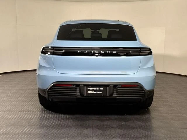 2025 Porsche Macan Electric - Image 6 of 20
