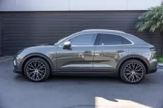 2025 Porsche Macan Electric - Image 2 of 4