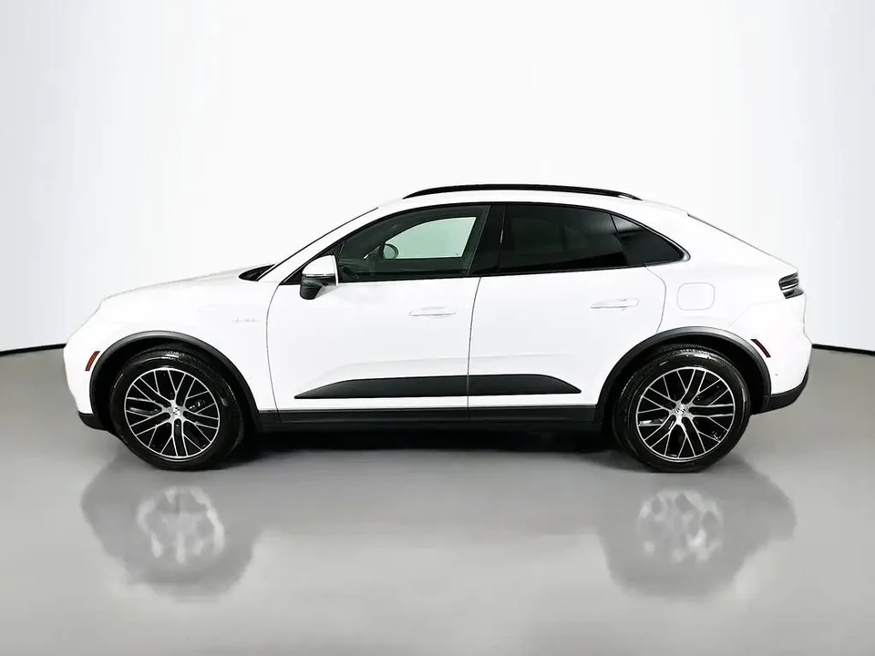2025 Porsche Macan Electric - Image 2 of 9