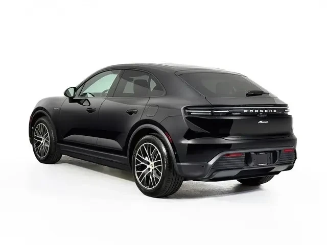 2025 Porsche Macan Electric - Image 3 of 12