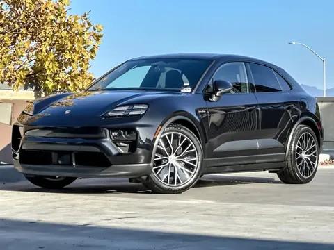 2025 Porsche Macan Electric