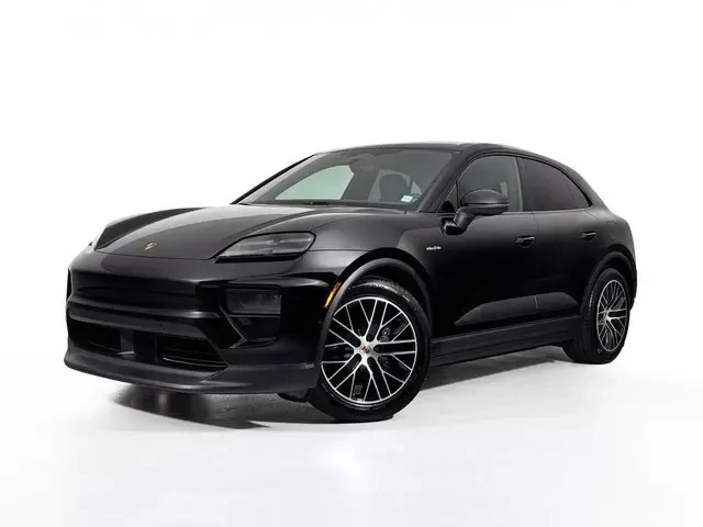 2025 Porsche Macan Electric - Image 10 of 13