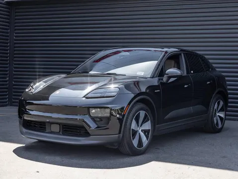 2025 Porsche Macan Electric