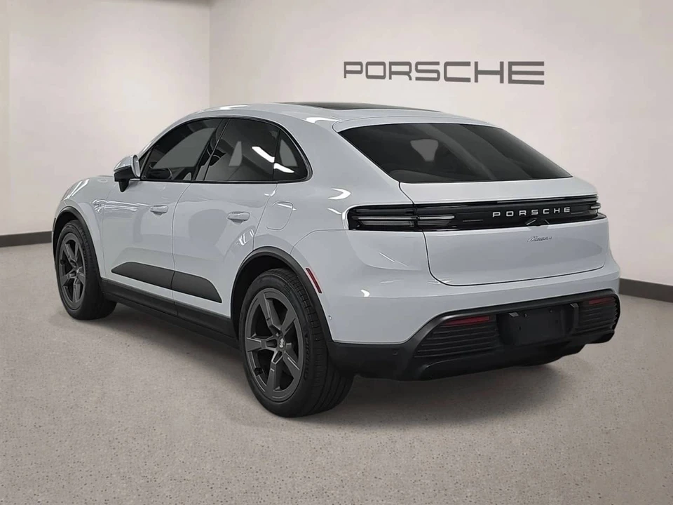2025 Porsche Macan Electric - Image 3 of 5