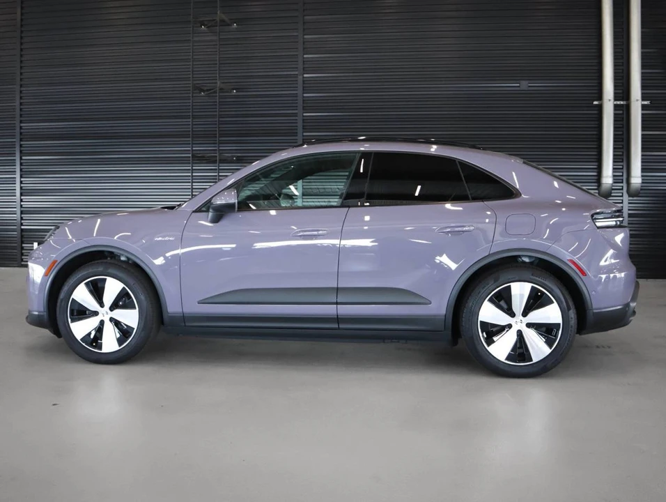 2025 Porsche Macan Electric - Image 2 of 5