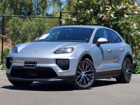 2025 Porsche Macan Electric