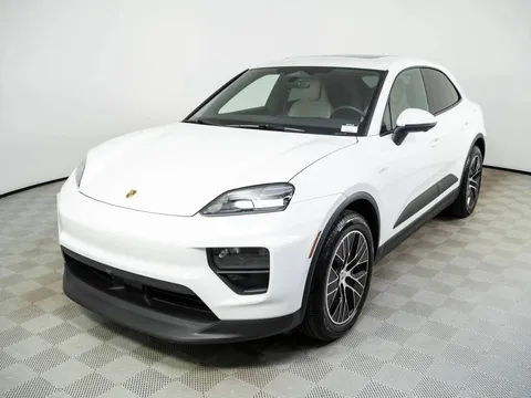 2025 Porsche Macan Electric
