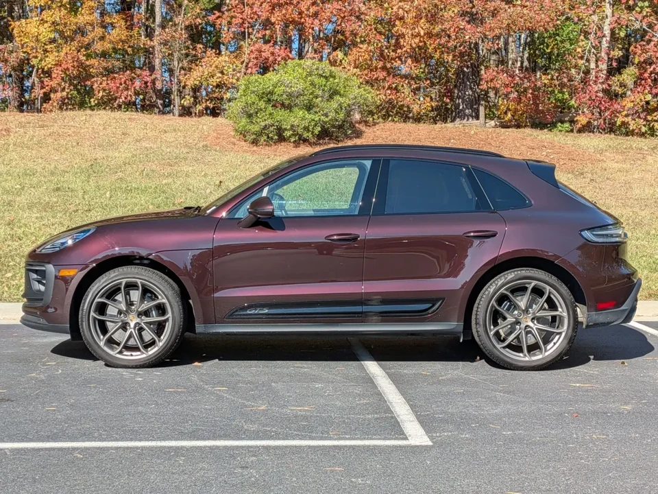 2025 Porsche Macan GTS - Image 2 of 8