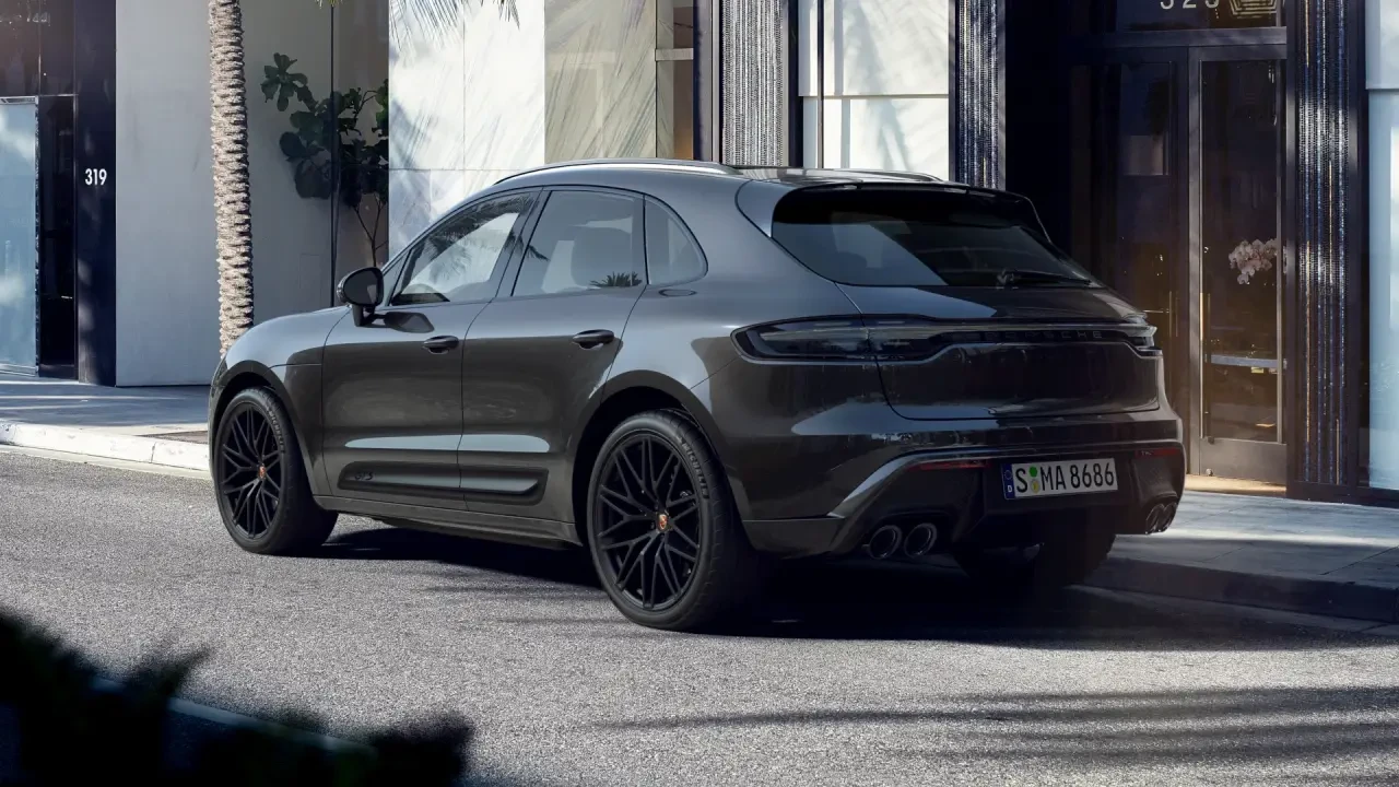2025 Porsche Macan GTS - Image 3 of 6
