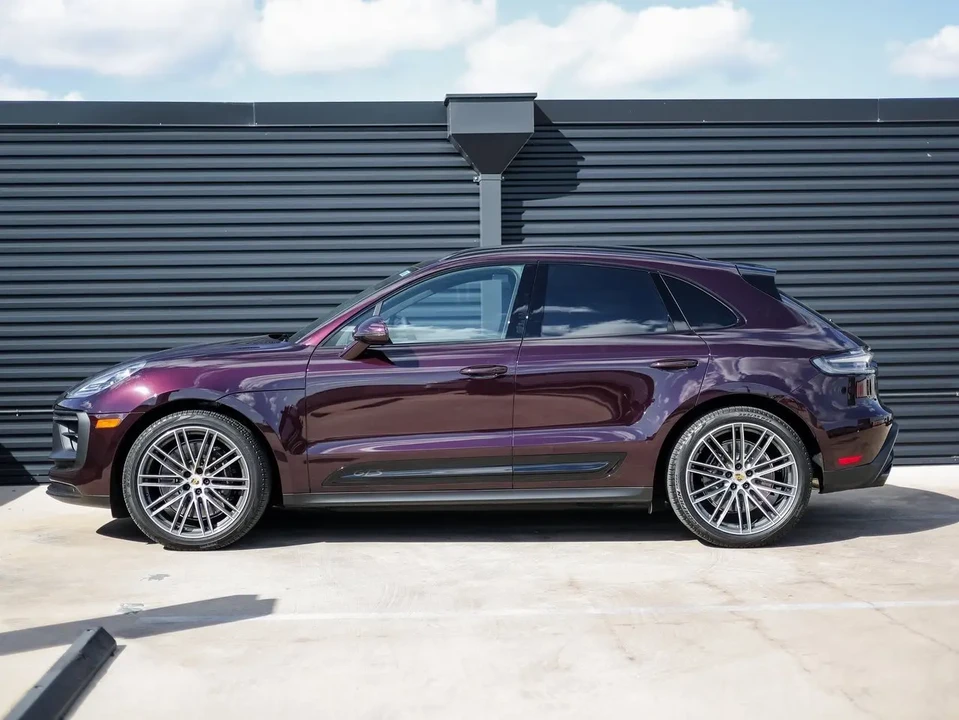 2025 Porsche Macan GTS - Image 2 of 6
