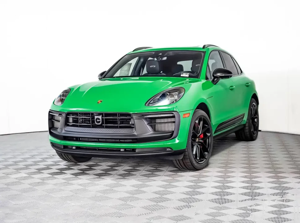 2025 Porsche Macan GTS - Image 2 of 10