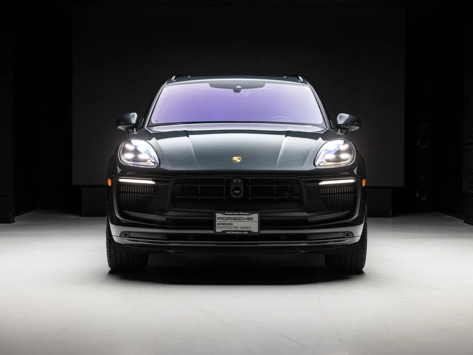 2025 Porsche Macan GTS - Image 2 of 20
