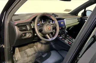 2025 Porsche Macan GTS - Image 4 of 4
