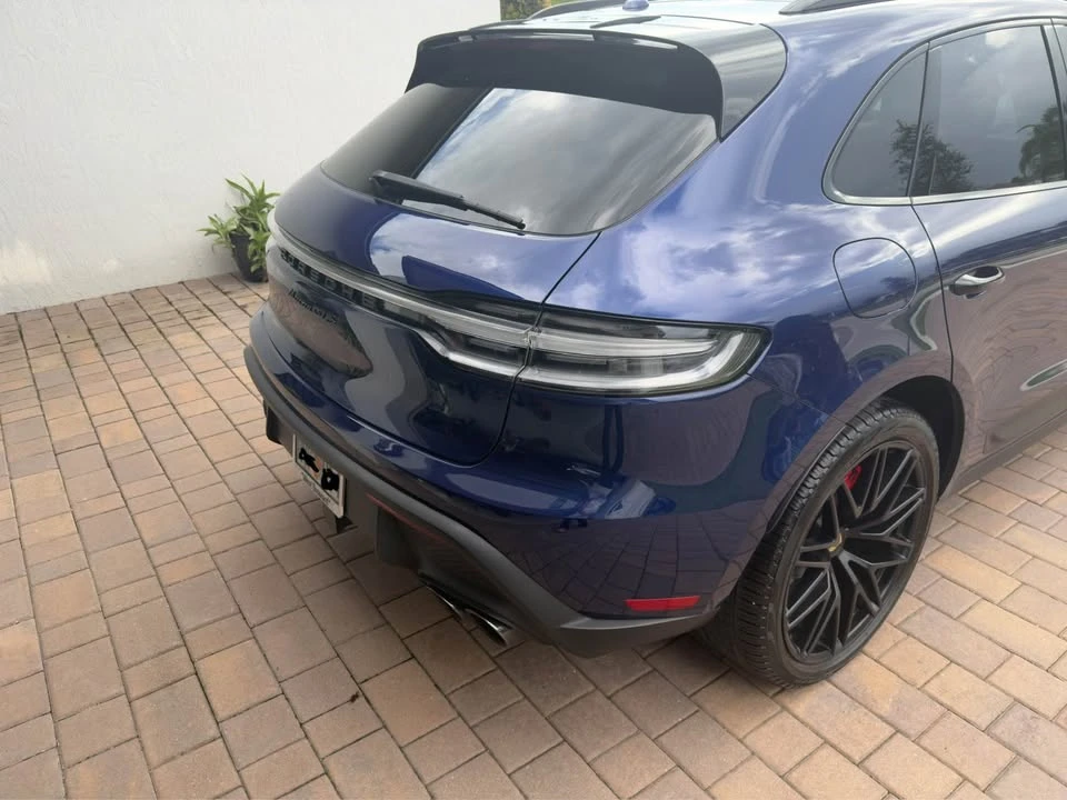 2025 Porsche Macan GTS - Image 15 of 17