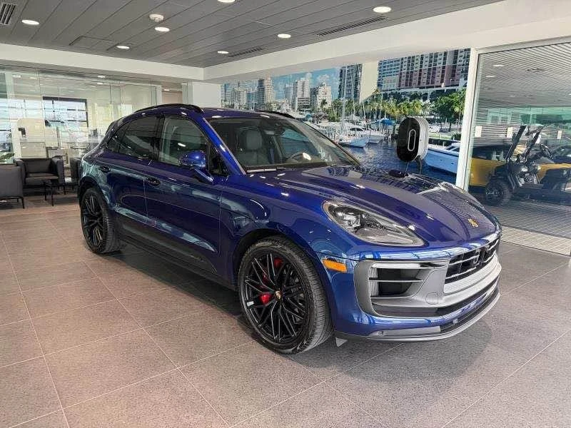 2025 Porsche Macan GTS - Image 2 of 17