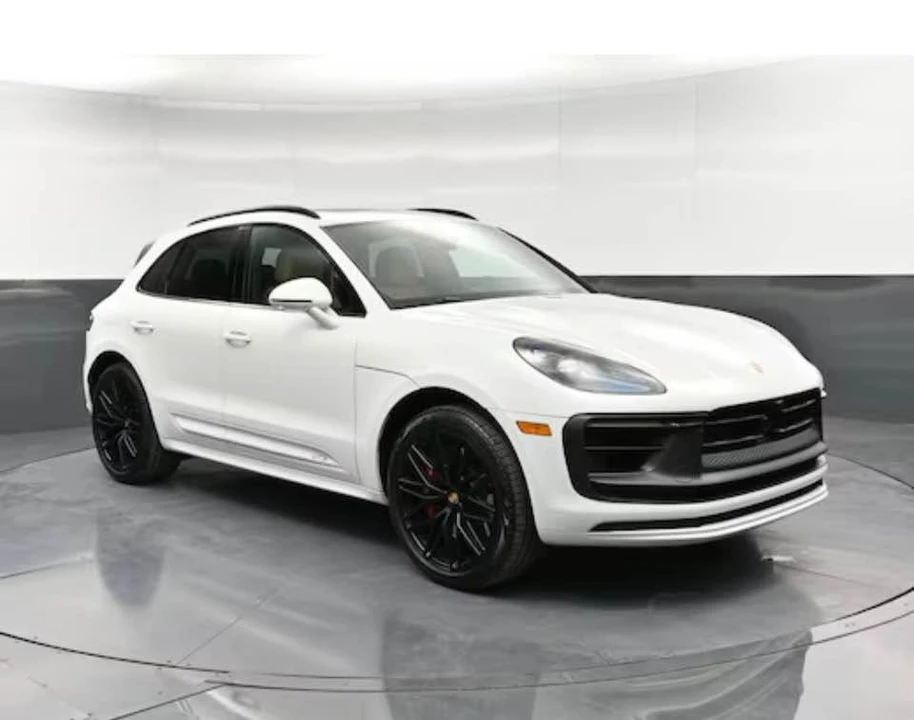 2025 Porsche Macan GTS - Image 4 of 9