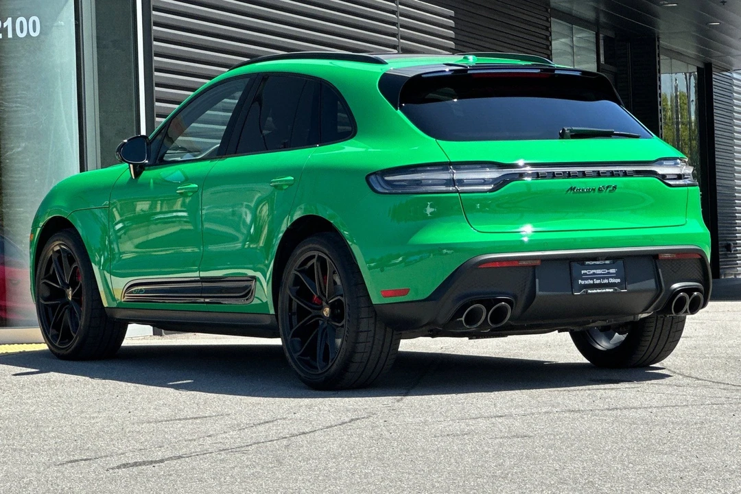2025 Porsche Macan GTS - Image 3 of 31