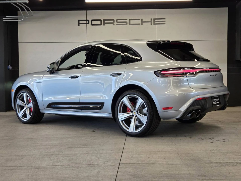 2025 Porsche Macan GTS - Image 3 of 5