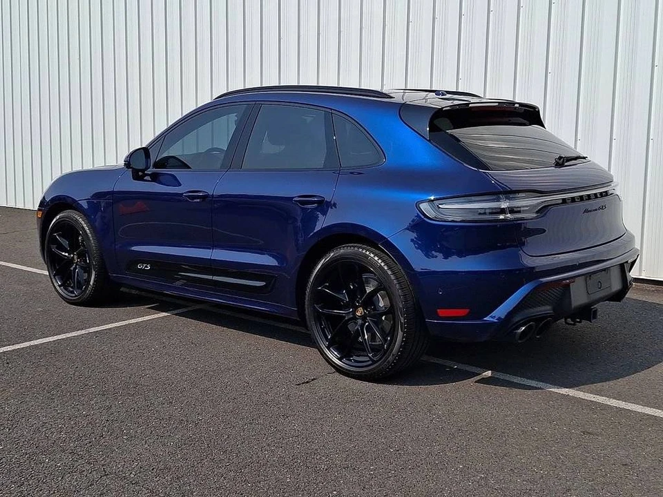 2025 Porsche Macan GTS - Image 3 of 4