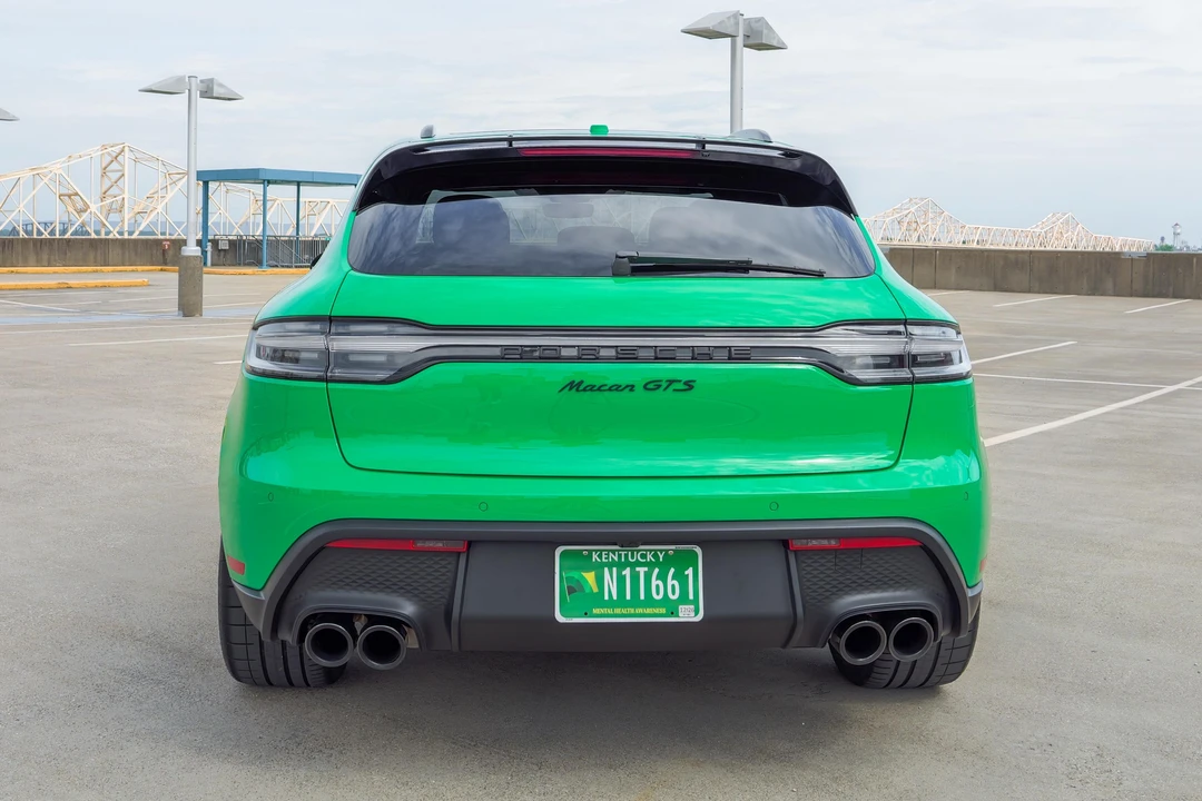 2025 Porsche Macan GTS - Image 9 of 31