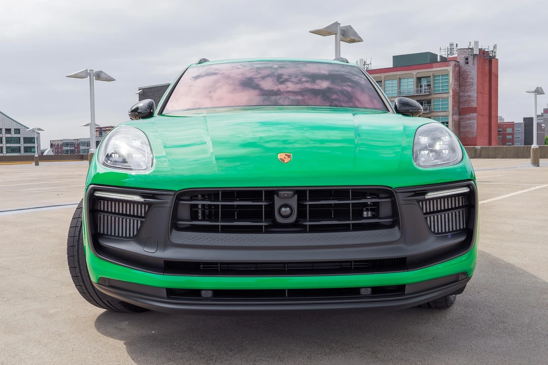 2025 Porsche Macan GTS - Image 6 of 31