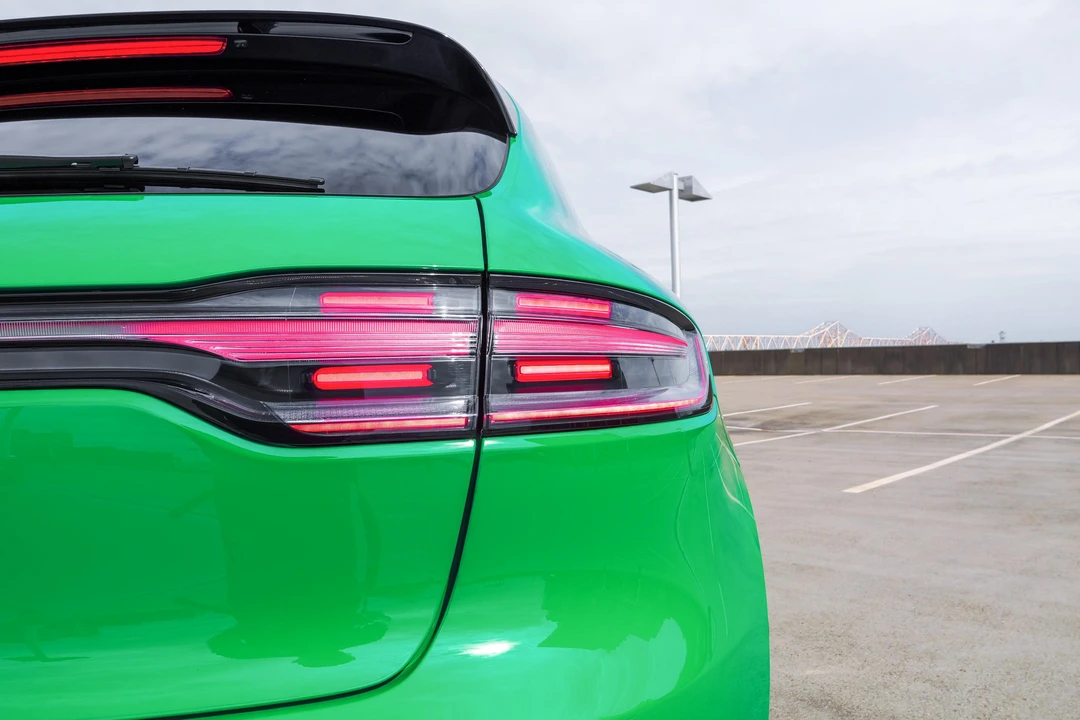 2025 Porsche Macan GTS - Image 30 of 31