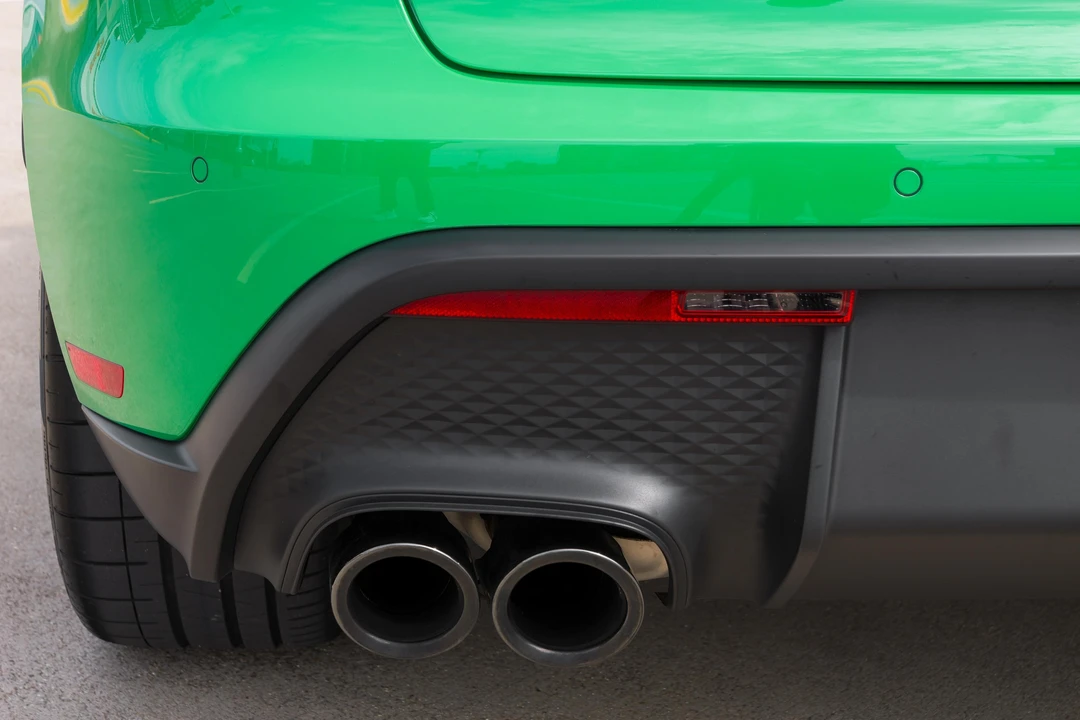 2025 Porsche Macan GTS - Image 27 of 31