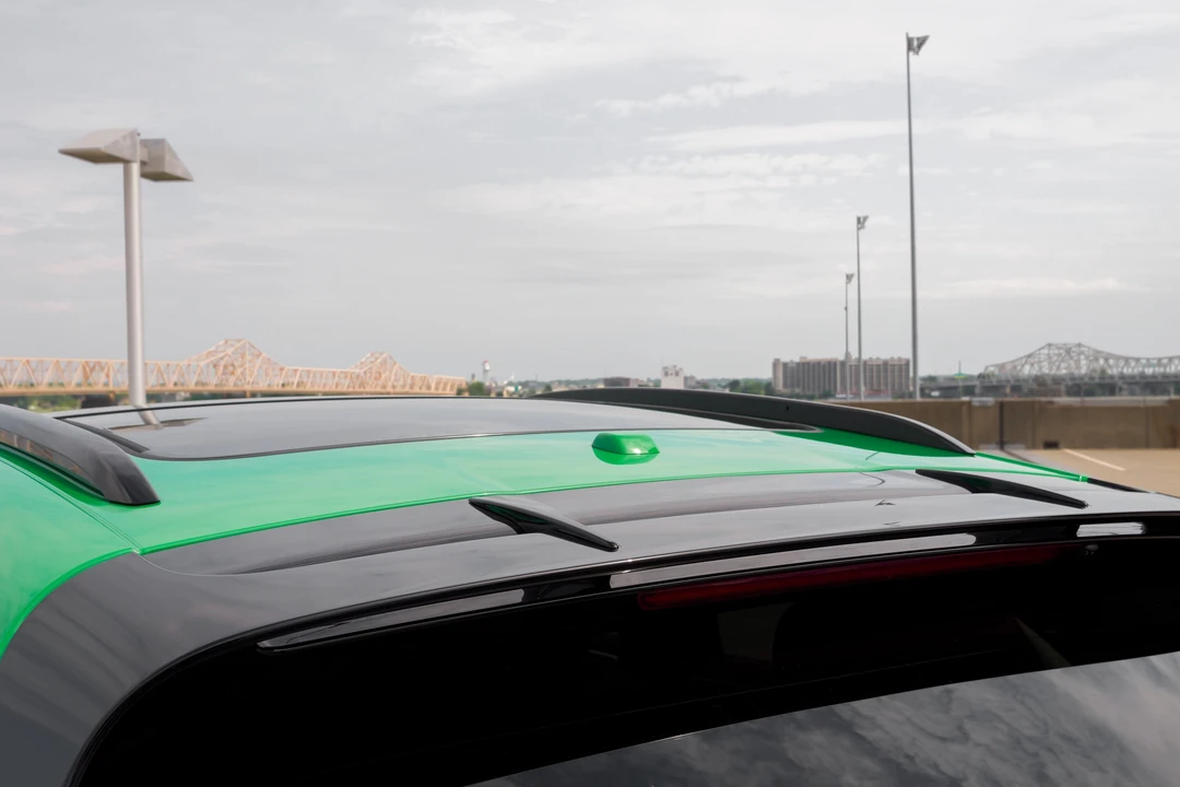 2025 Porsche Macan GTS - Image 24 of 31