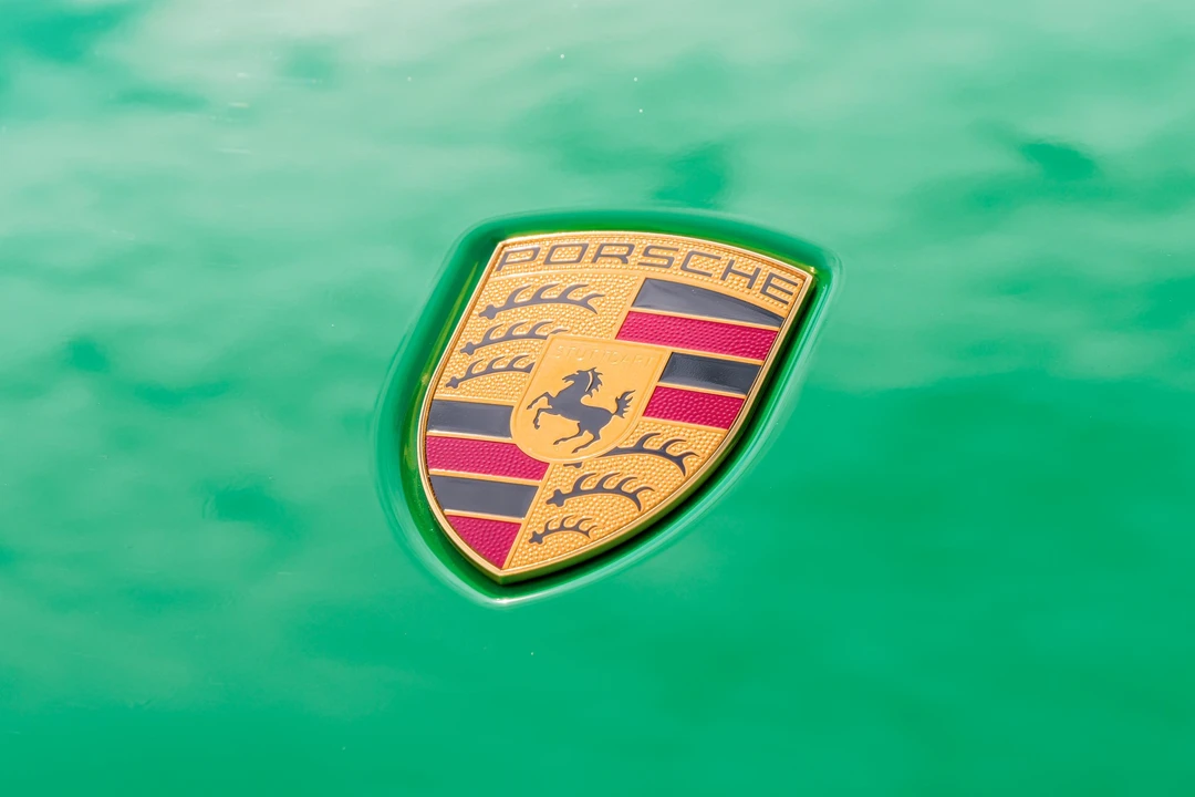 2025 Porsche Macan GTS - Image 14 of 31