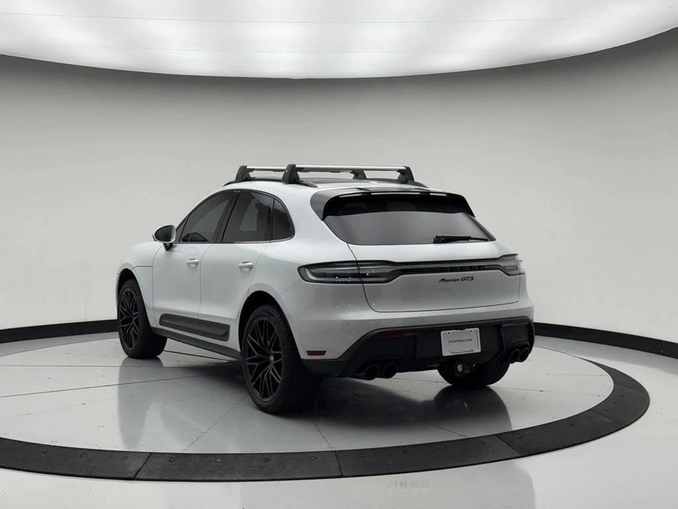 2025 Porsche Macan GTS - Image 3 of 4