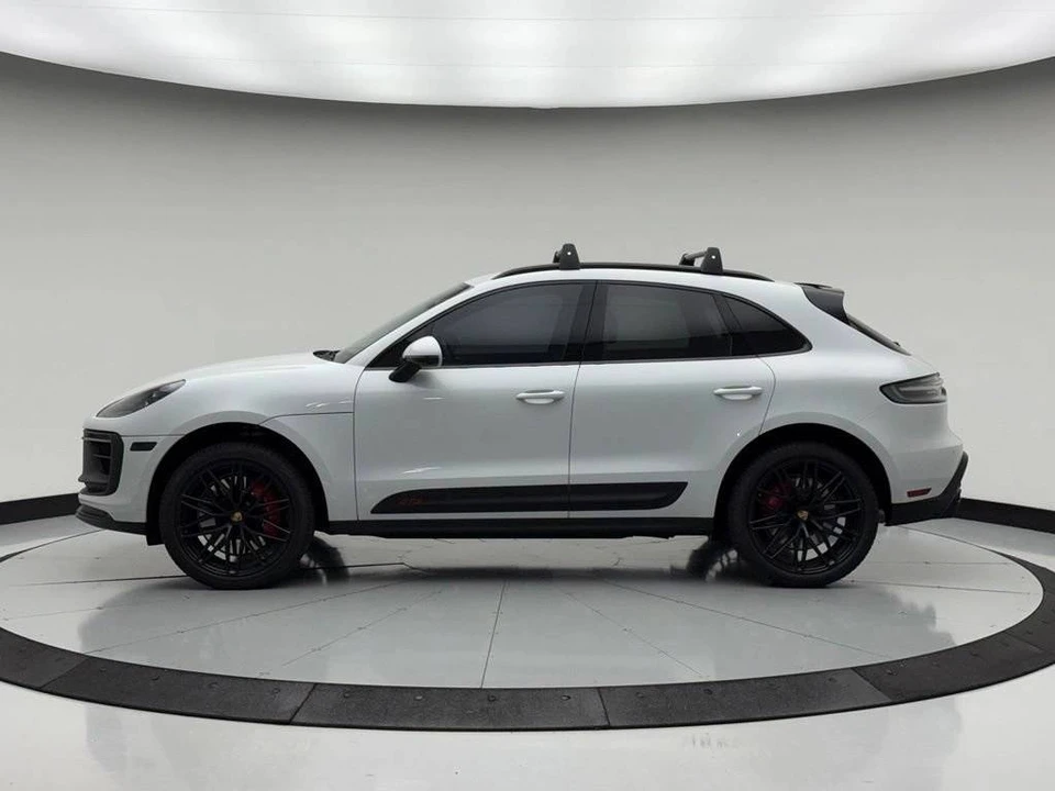 2025 Porsche Macan GTS - Image 2 of 4