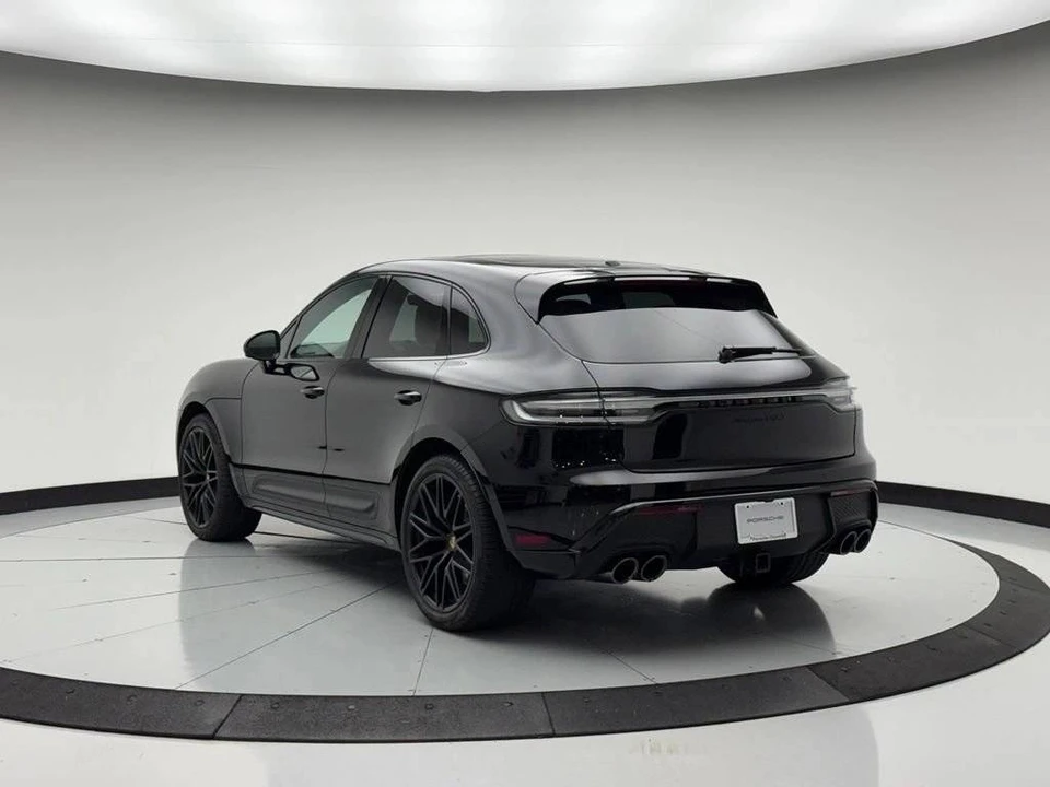 2025 Porsche Macan GTS - Image 3 of 4