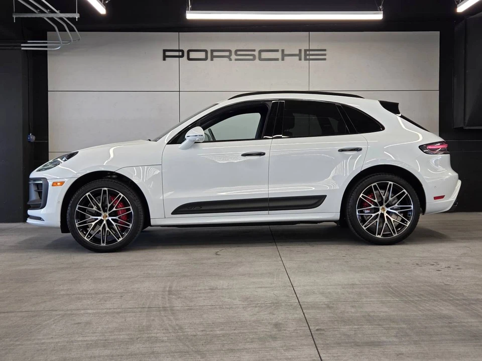 2025 Porsche Macan GTS - Image 2 of 5