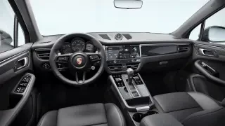 2025 Porsche Macan GTS - Image 29 of 31