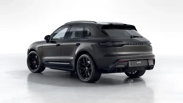 2025 Porsche Macan GTS - Image 22 of 31