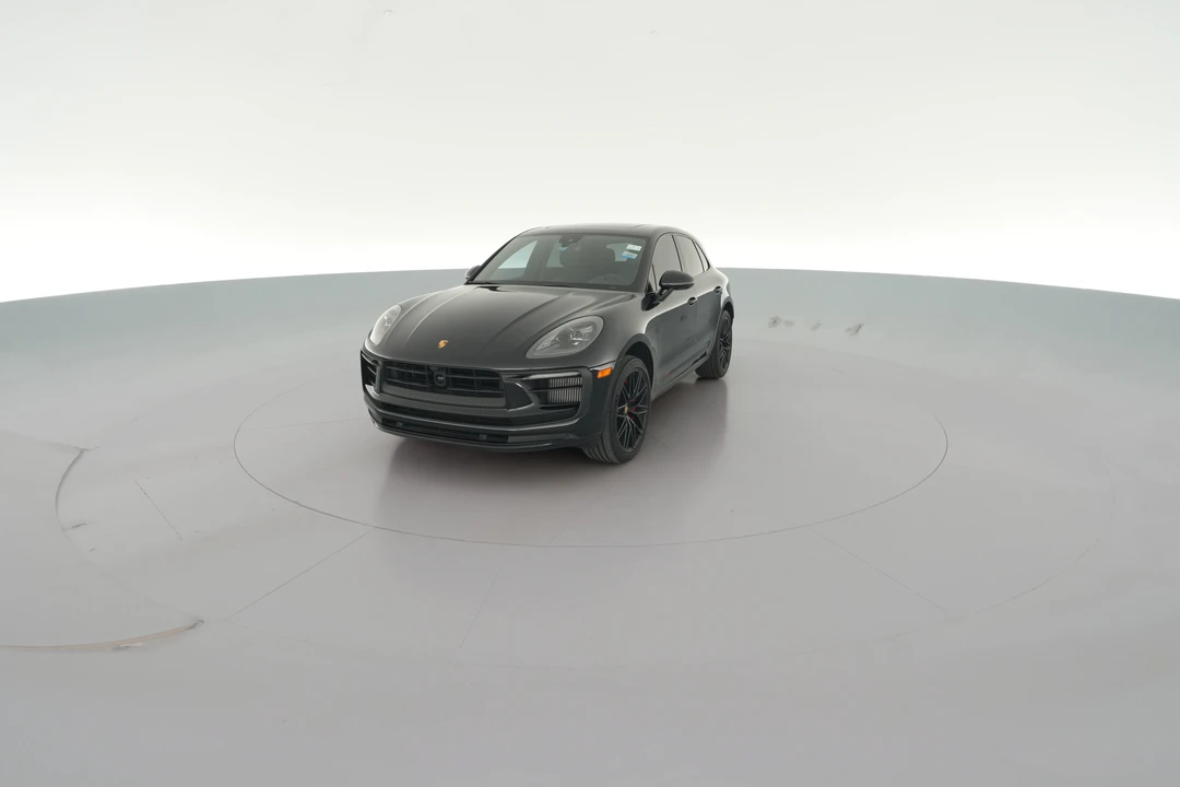 2025 Porsche Macan GTS - Image 24 of 31