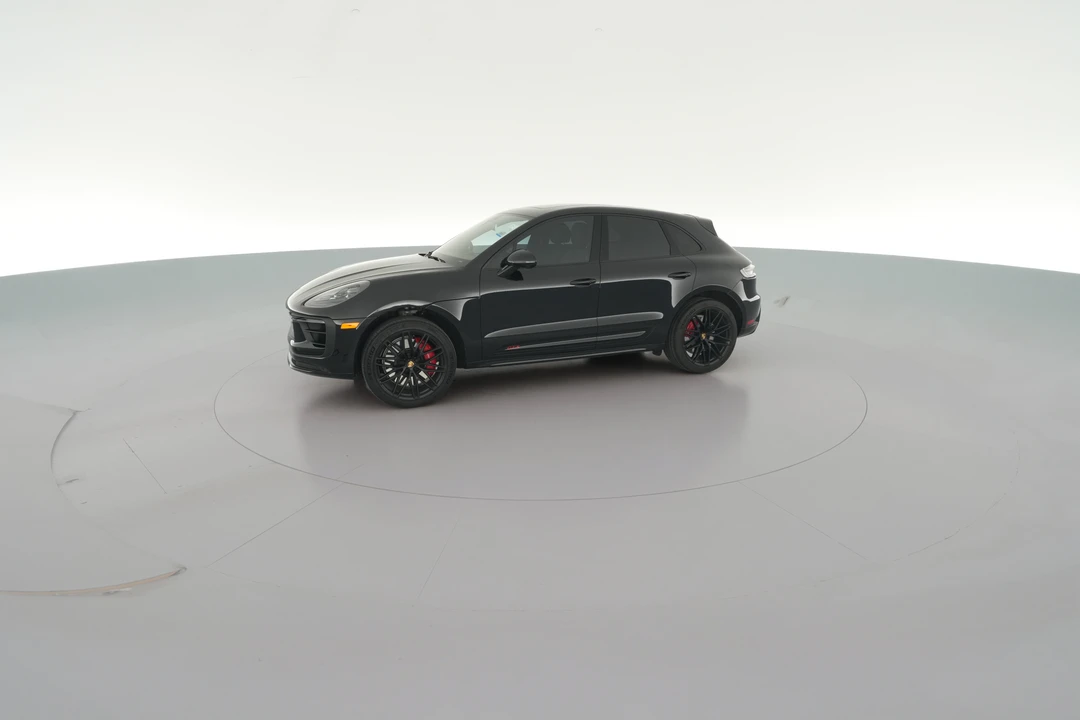 2025 Porsche Macan GTS - Image 26 of 31