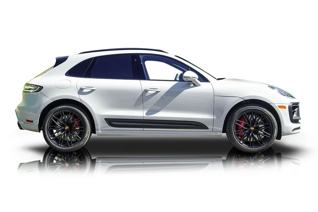 2025 Porsche Macan GTS - Image 2 of 12